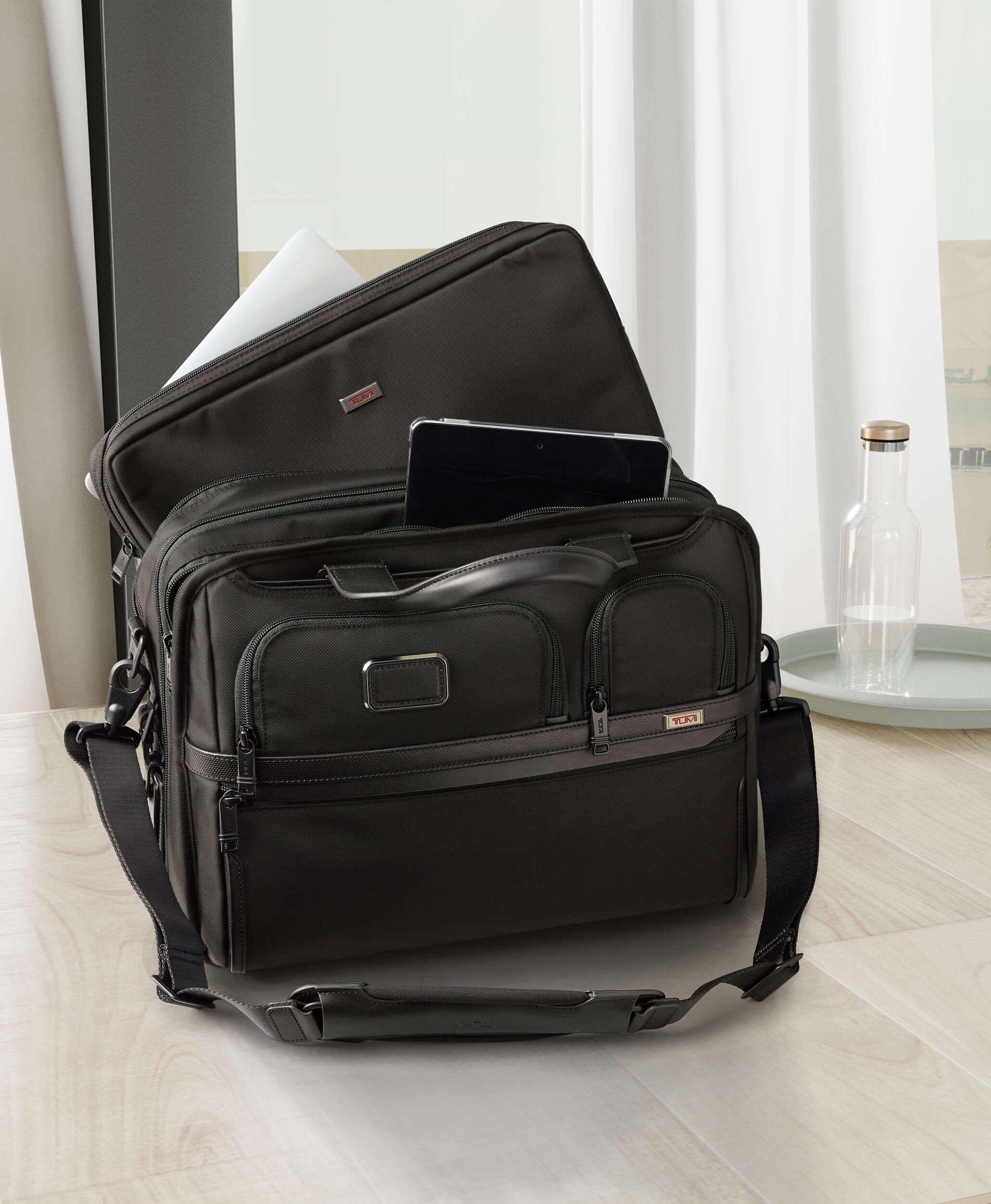 Tumi alpha 3 organizer brief on sale