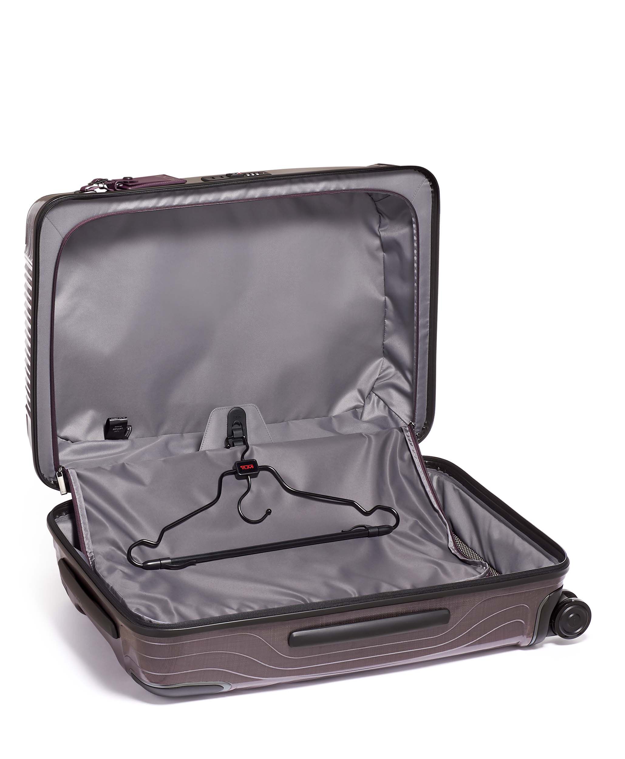 tumi latitude