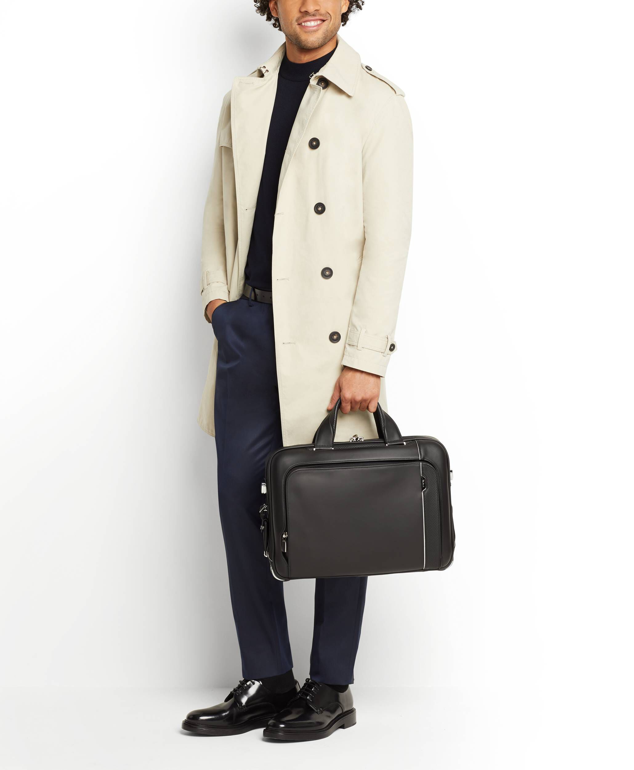 Tumi arrive sadler brief best sale