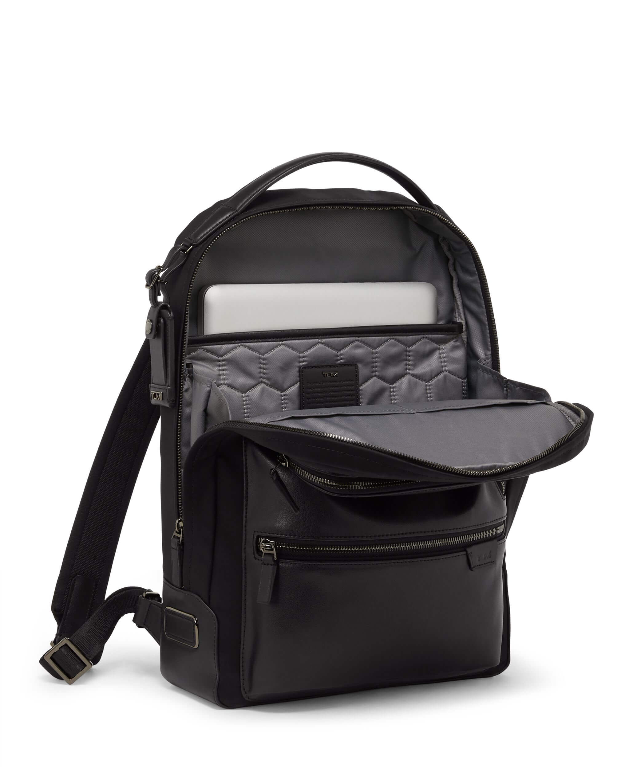Zaini riciclati deals