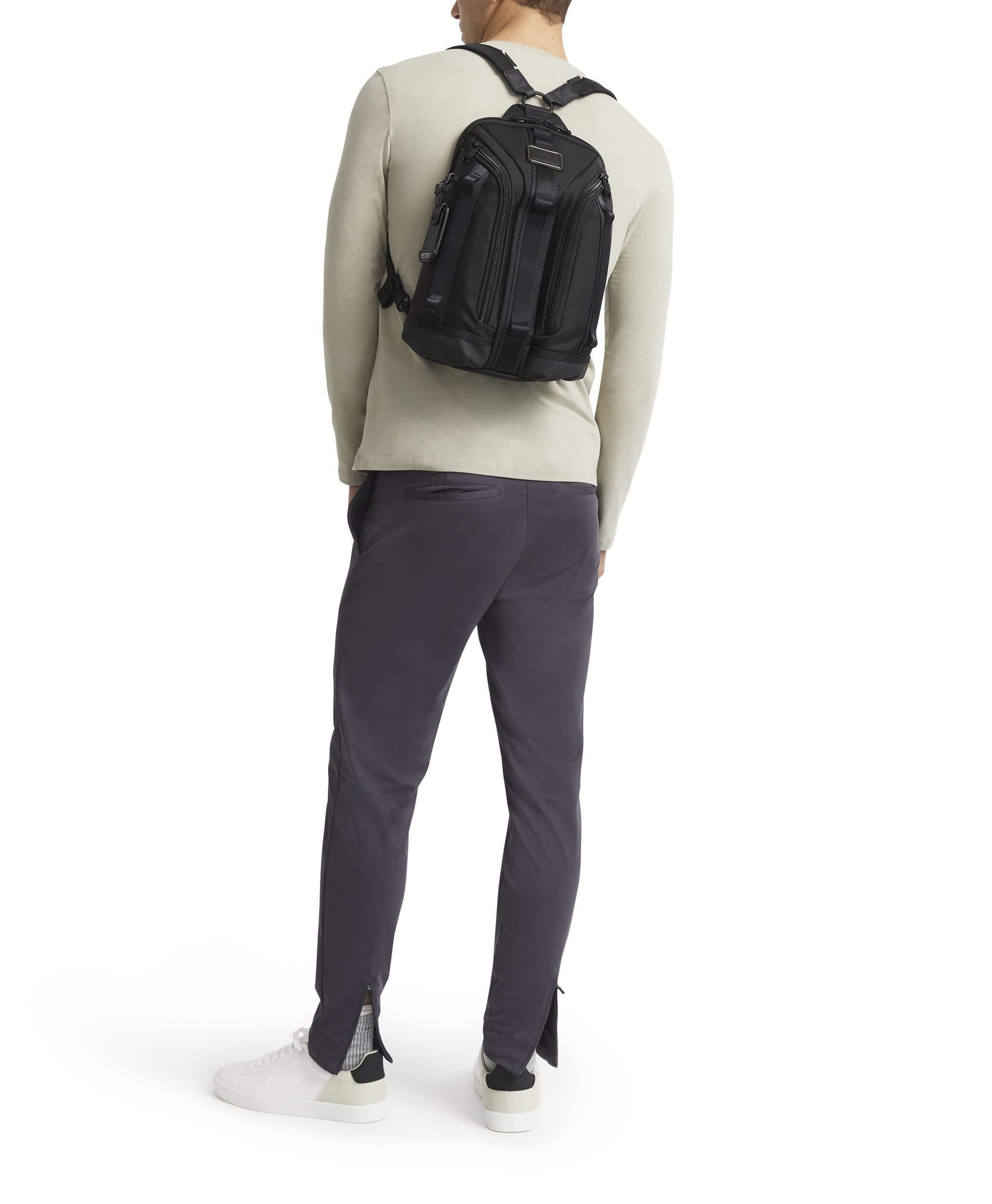 Alpha Bravo Sling Knight TUMI Italia