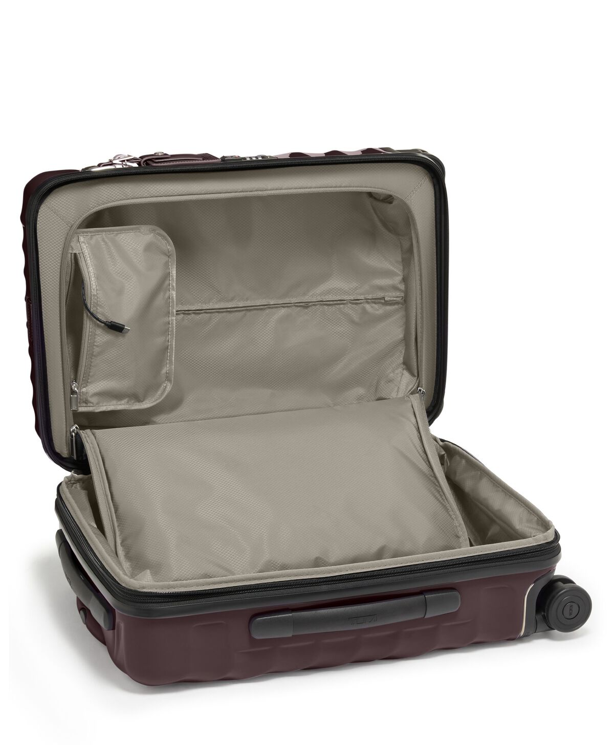 Tumi 19 Degree INTL EXP 4 WHL C/O  Deep Plum