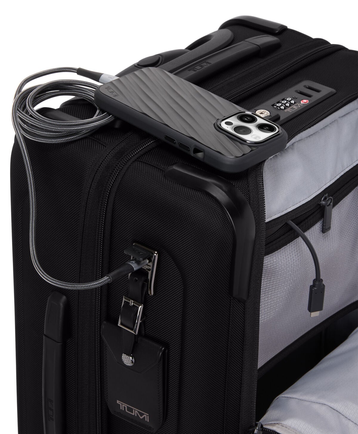 Alpha Dual Access Expandable Cabin