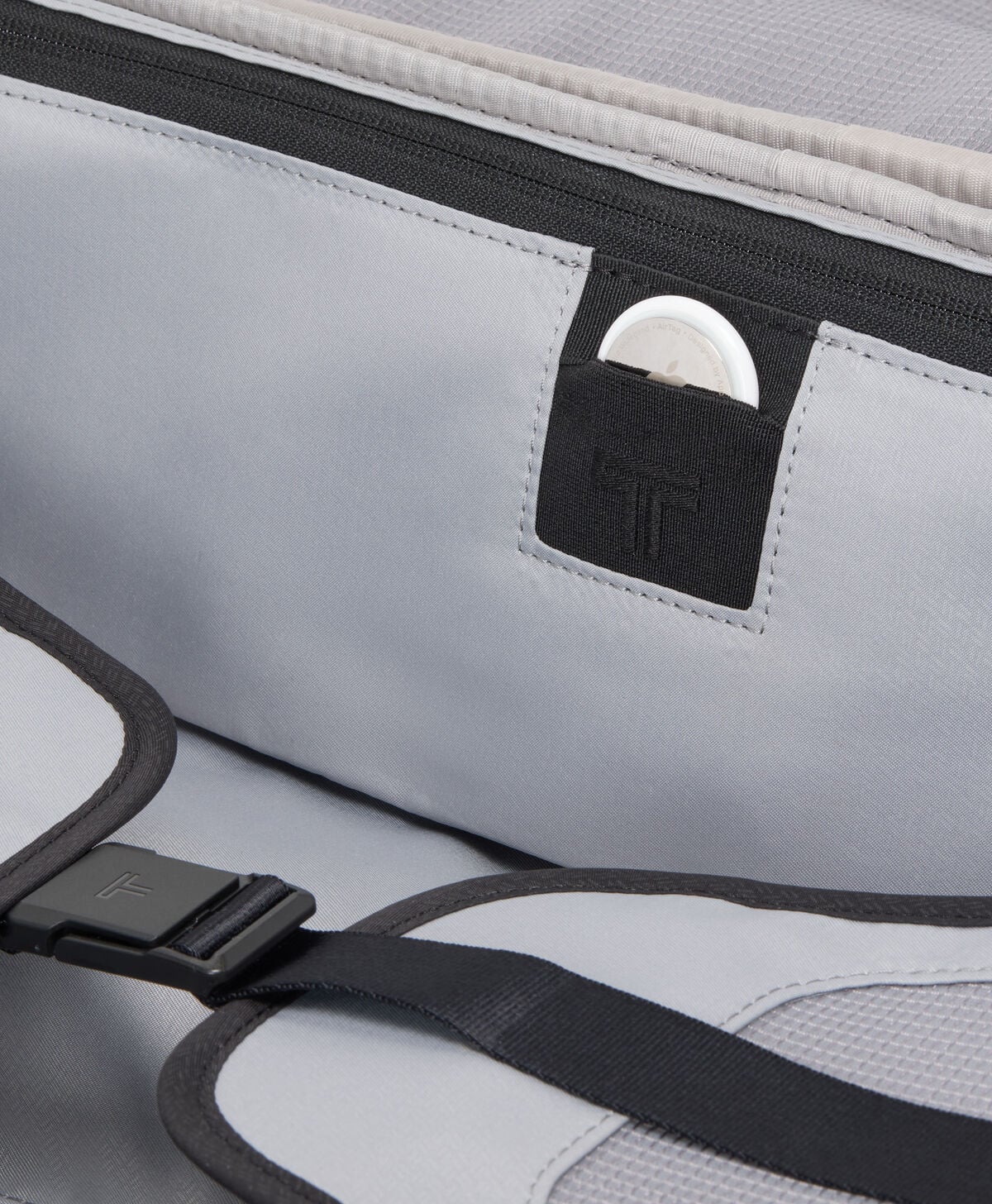 Alpha Large Dual Access Expandable Cabin