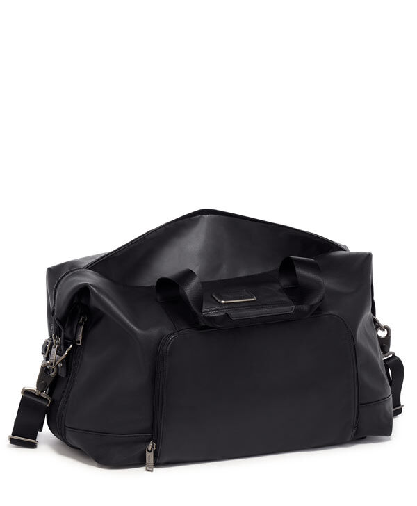 Tumi alpha 3 hotsell expansion duffle bag