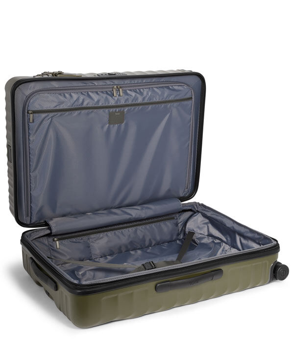 Tumi expandable outlet