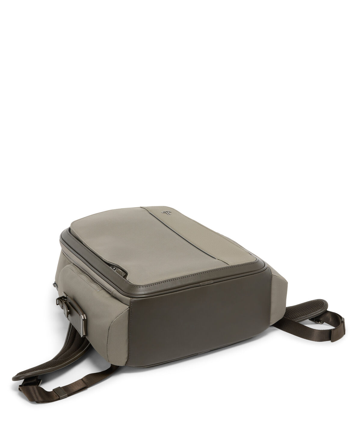 ARRIV&Eacute; Larson Medium Backpack