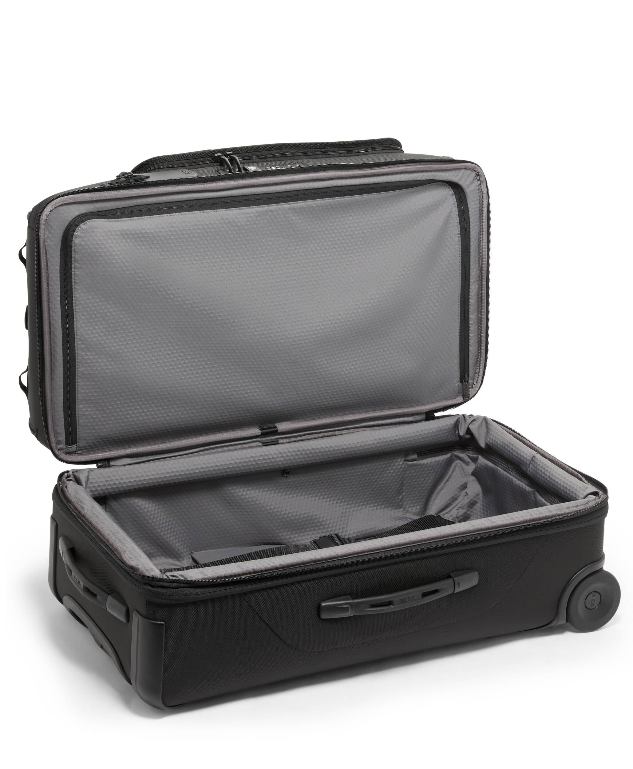 Tumi duffel bag with wheels hot sale