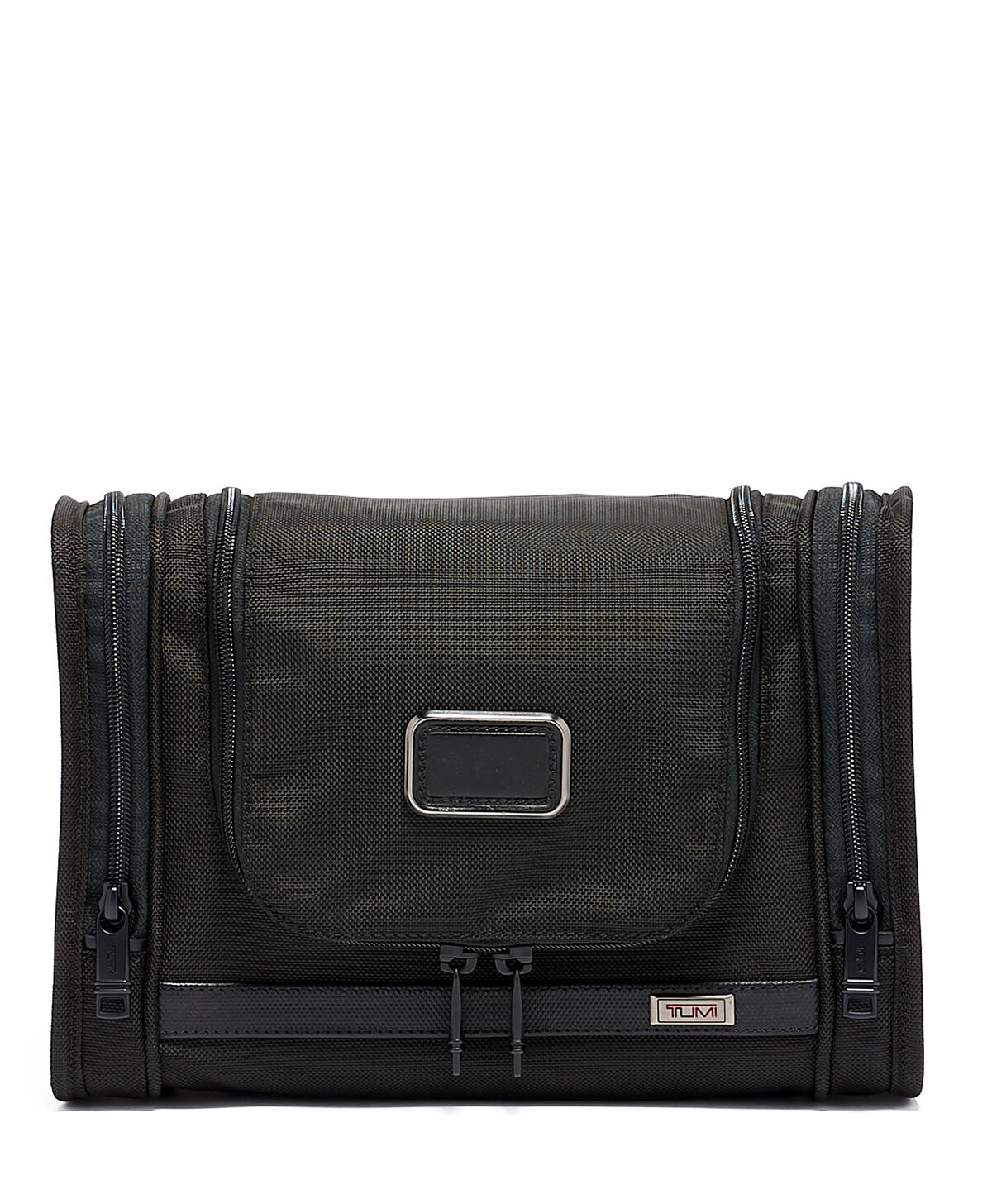 Alpha 3 Hanging Travel Kit