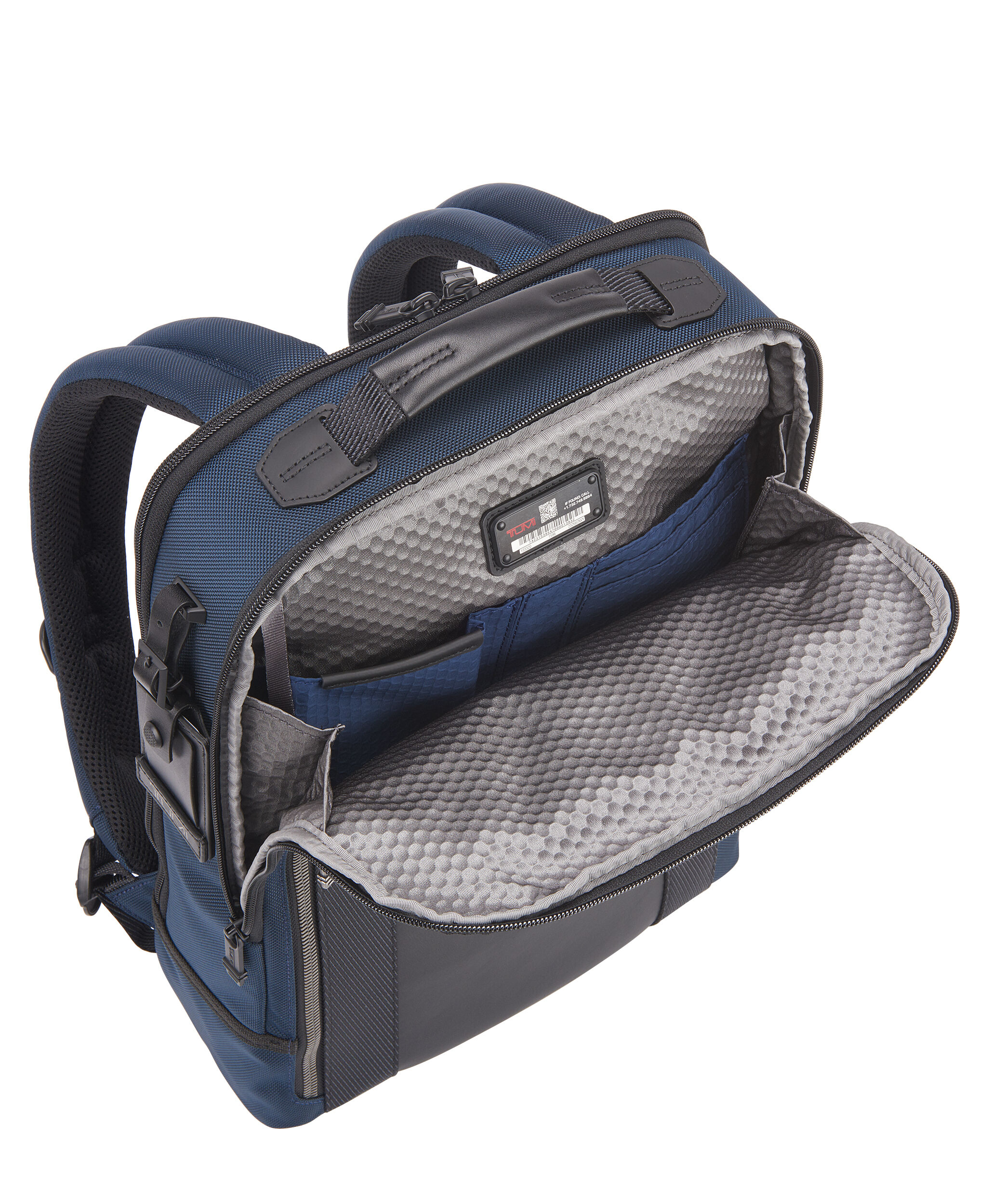 tumi alpha 2 hanging leather travel kit