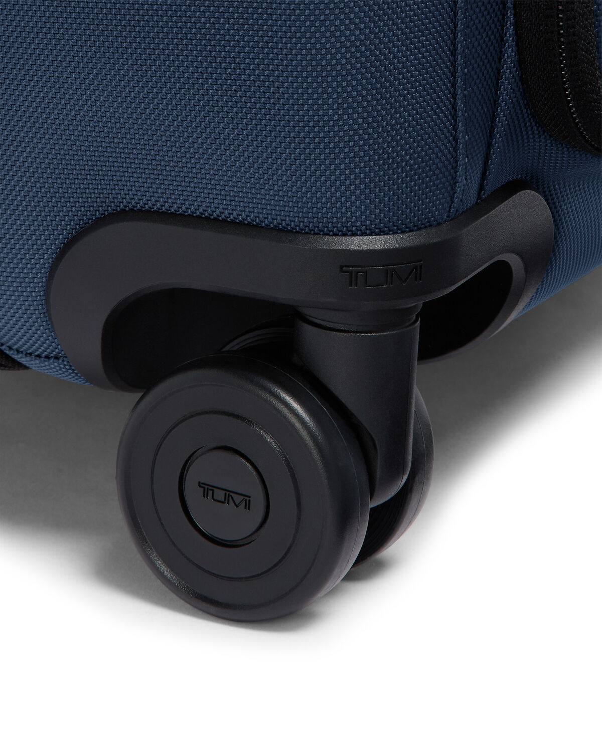 TUMI Trolley Espandibile con Doppio Accesso viaggi lunghi 73,5 cm