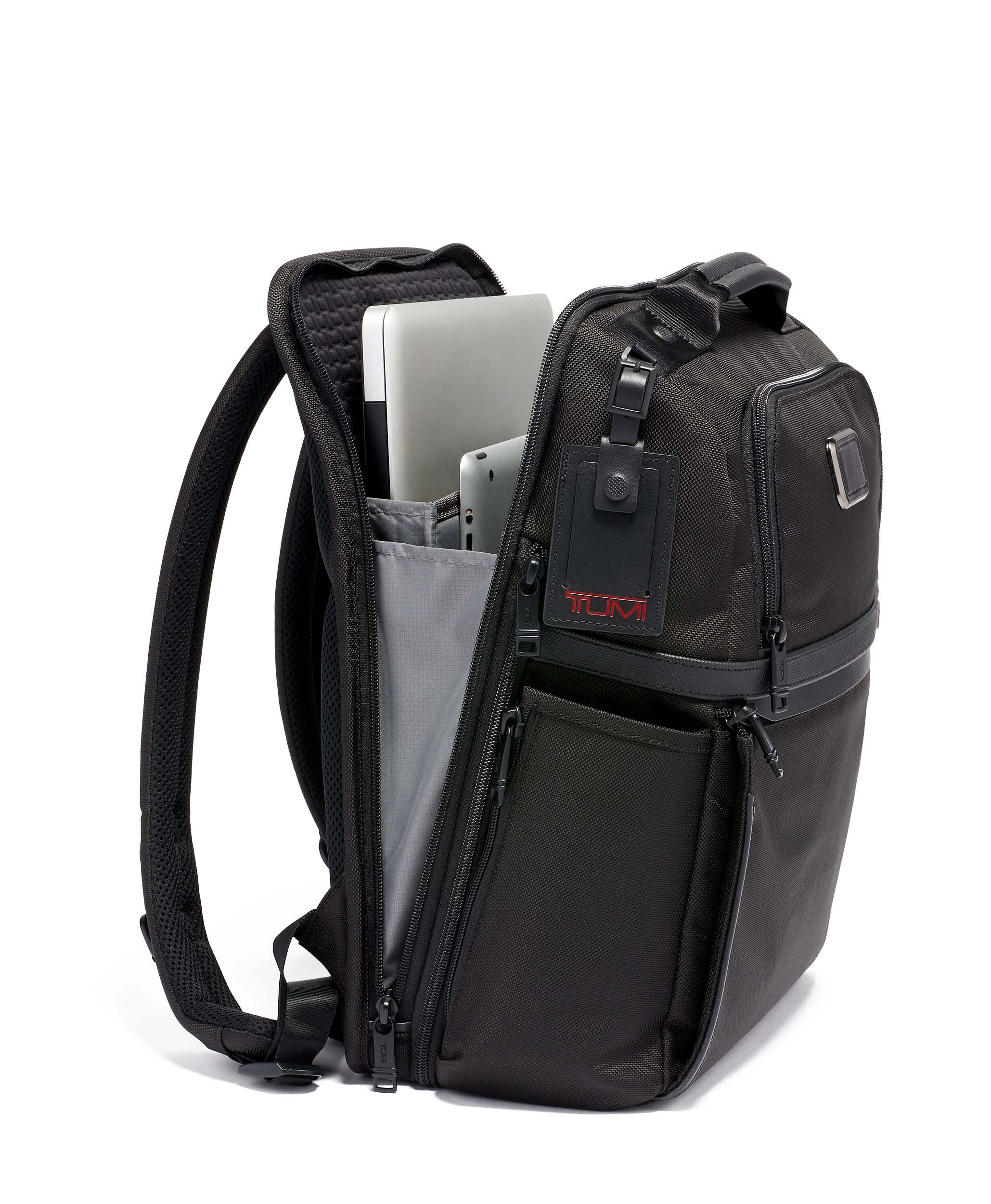 Tumi slim briefcase discount