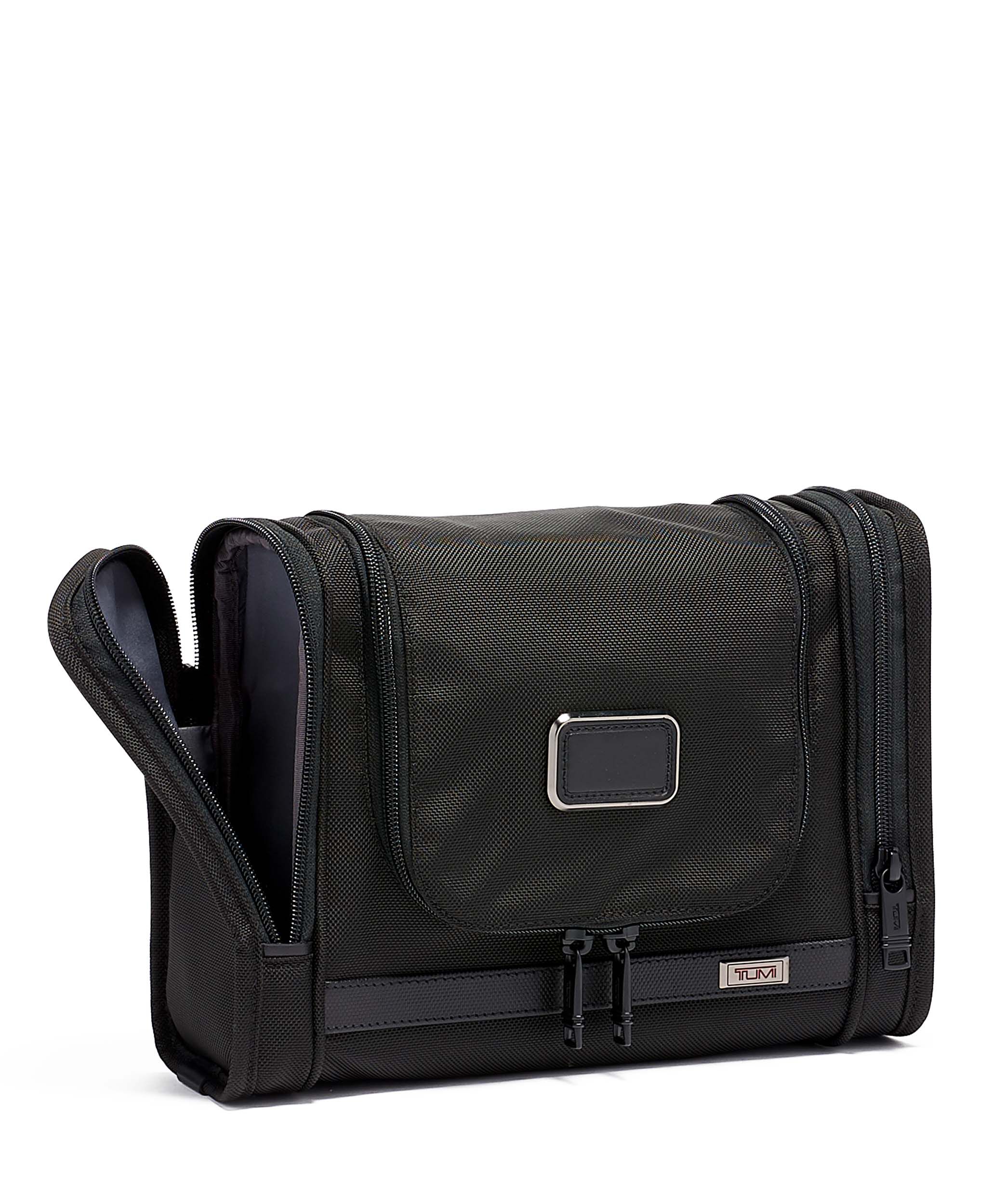 Tumi medium kit online