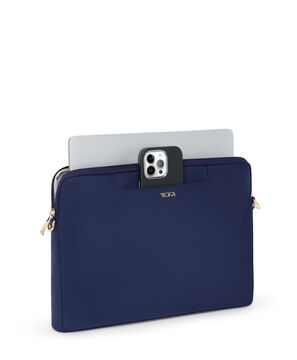Voyageur Dakota Laptop Crossbody