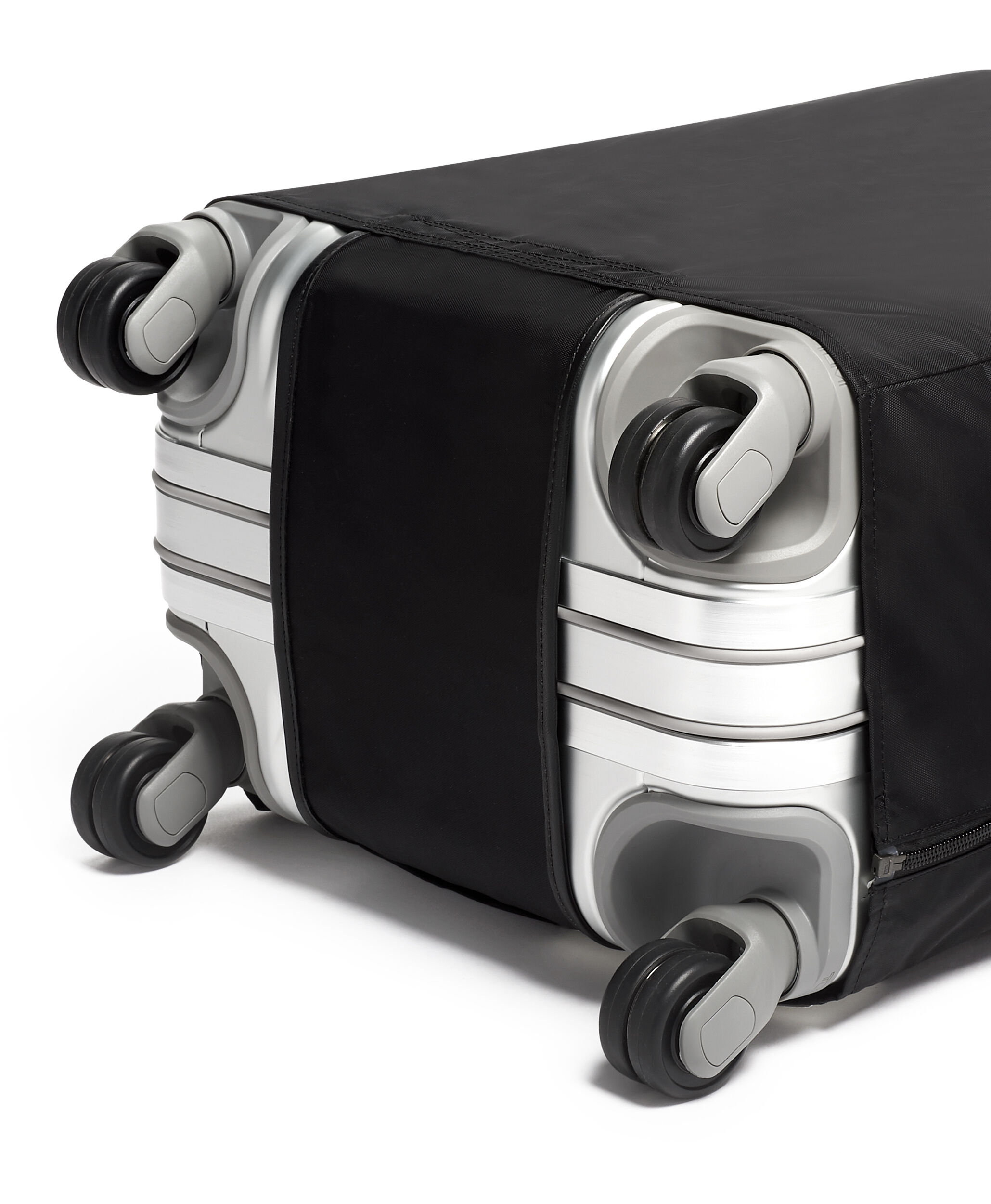 Tumi travel accessories 2025