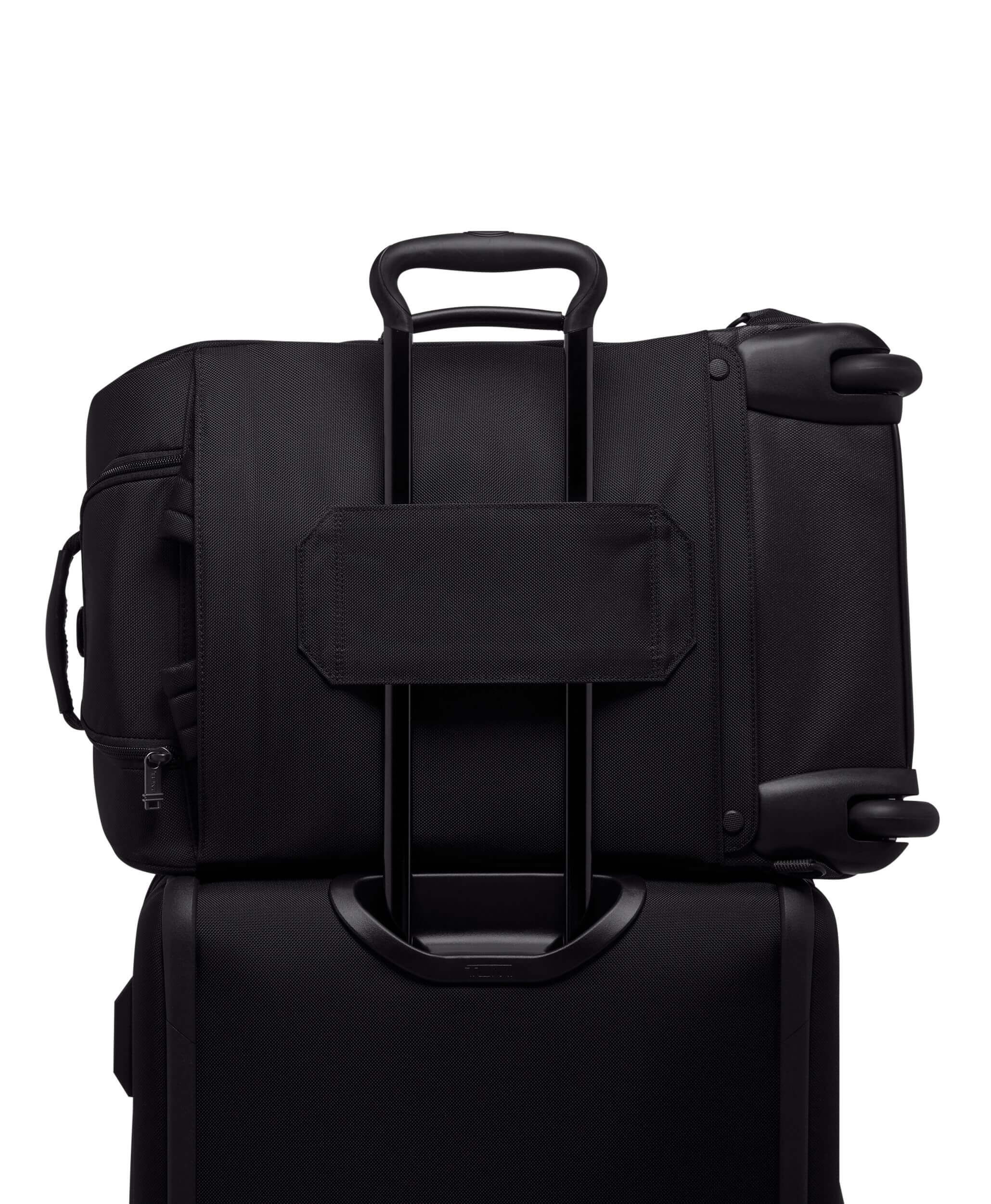 Tumi duffel bag with wheels top