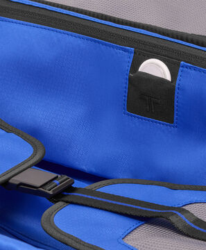ALPHA Dual Access Expandable Cabin